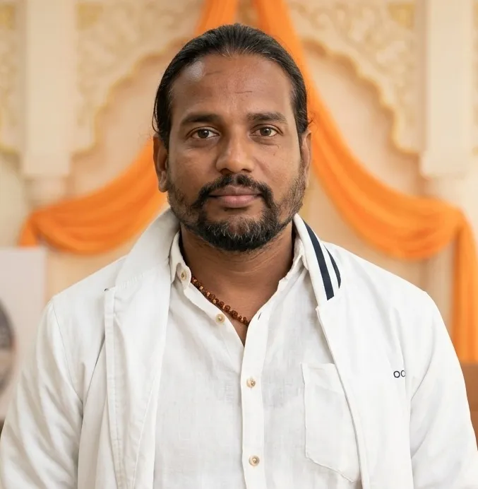 दुर्गेश मदन यादव हिंदू सेना समाजसेवी गोरखपुर उत्तर प्रदेश